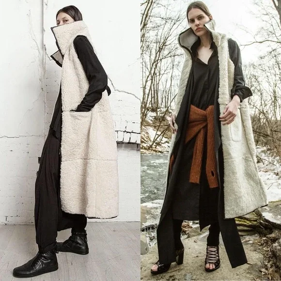 Nicholas K Rare Himalaya Genuine Shearling Sleeveless Coat - Picture 1 of 12